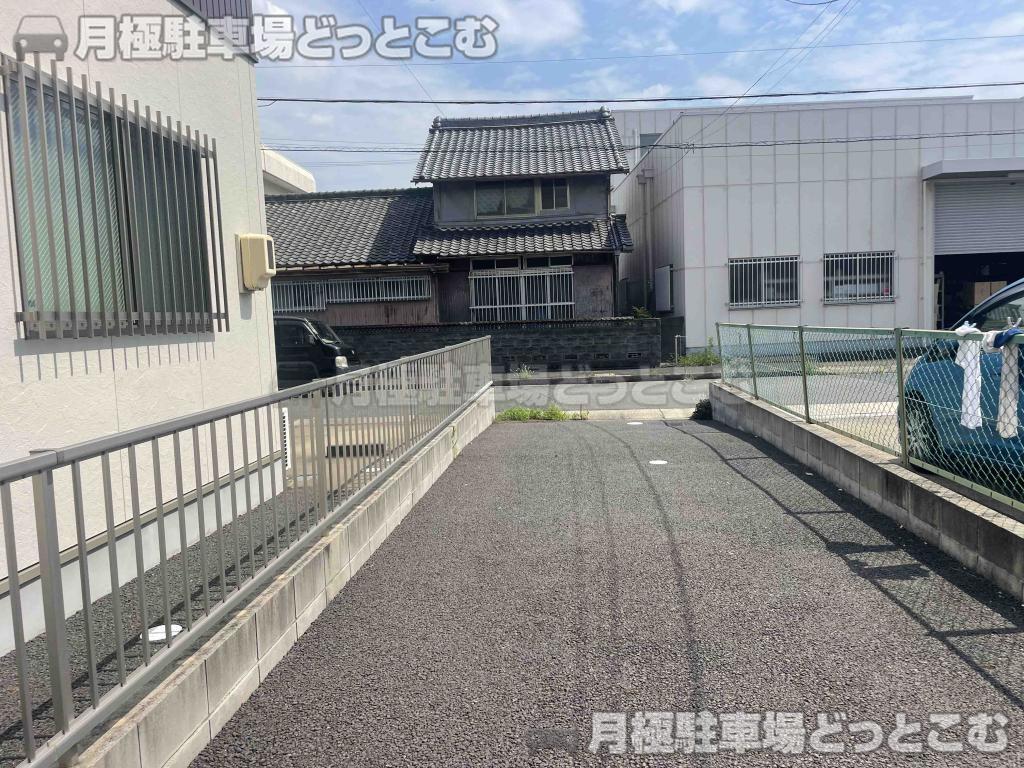 名古屋市中村区烏森町6丁目266の月極駐車場5