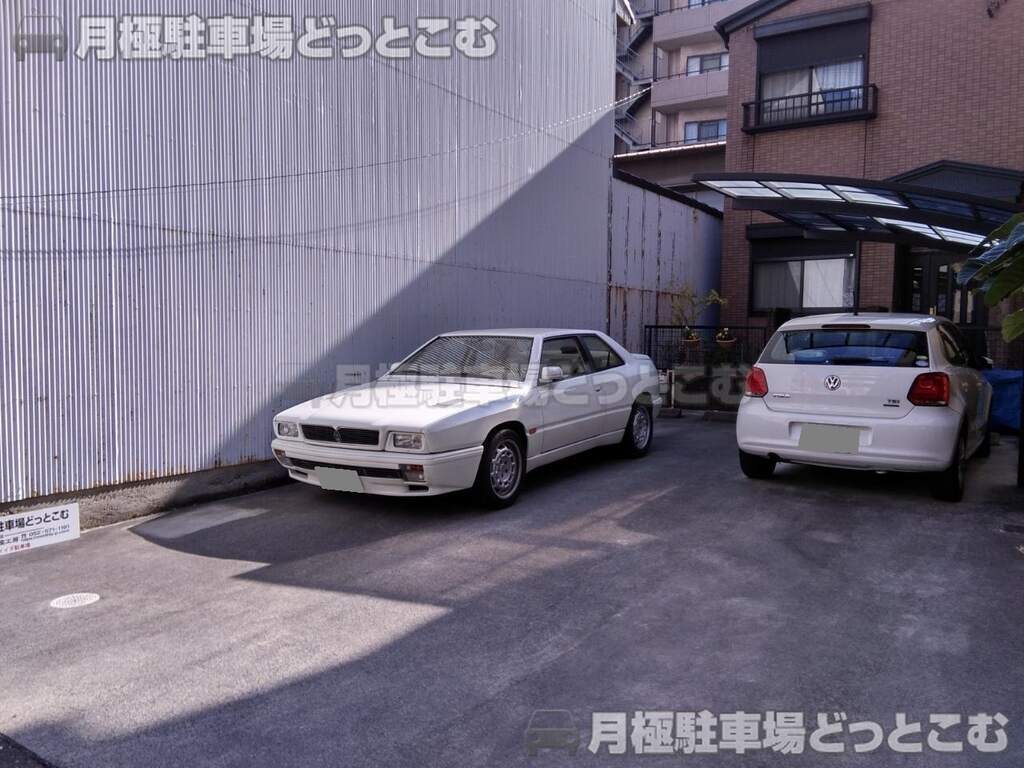 名古屋市中区丸の内2-10-5の月極駐車場2
