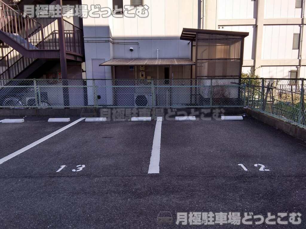 名古屋市中川区高畑4丁目78-1,78-2の月極駐車場2