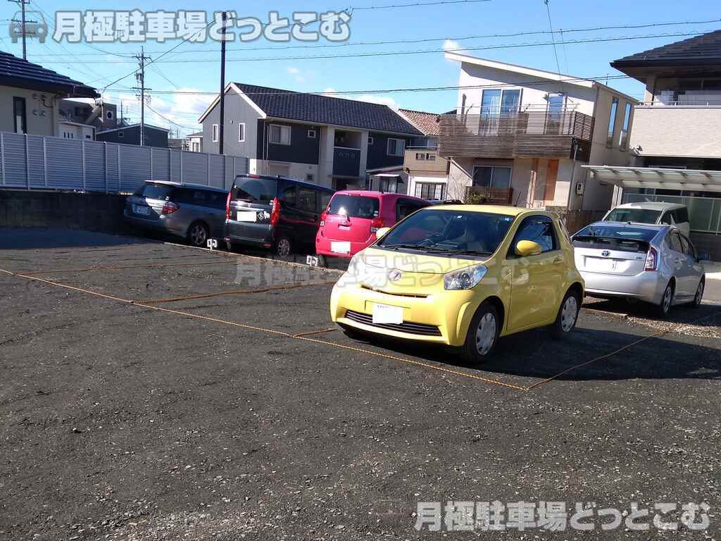 長久手市岩作平子112の月極駐車場3