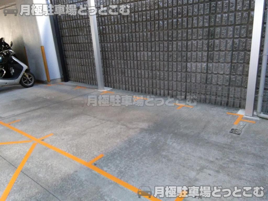 名古屋市中村区井深町18－25の月極駐車場3
