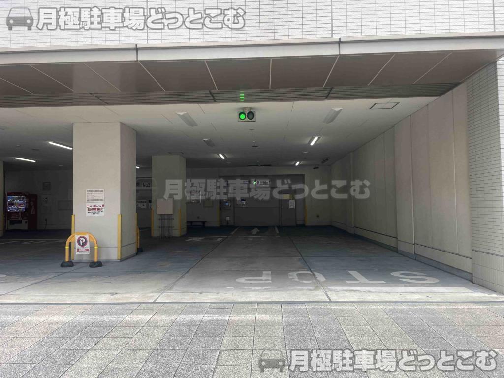 名古屋市中村区名駅5丁目33－10の月極駐車場4