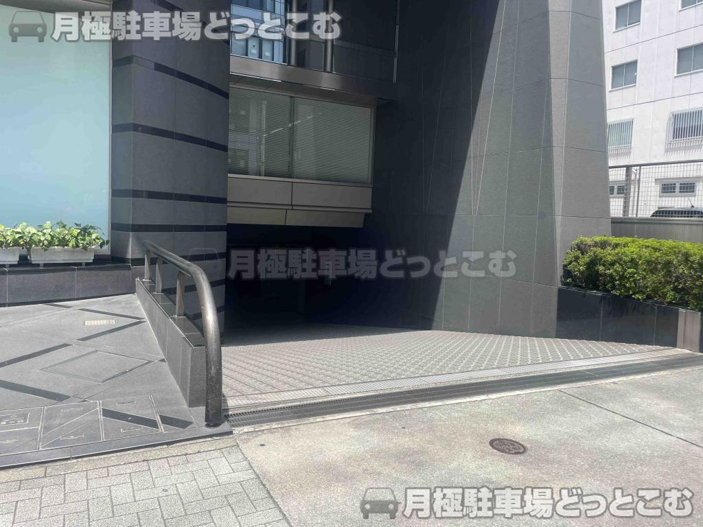 名古屋市中村区名駅南1丁目18－15の月極駐車場5