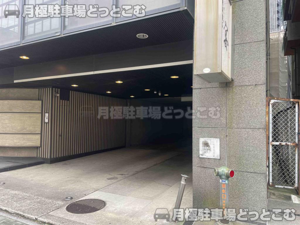名古屋市中村区名駅3丁目13－31の月極駐車場4