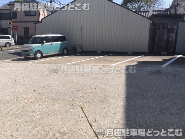 名古屋市中村区大正町2-62の月極駐車場6