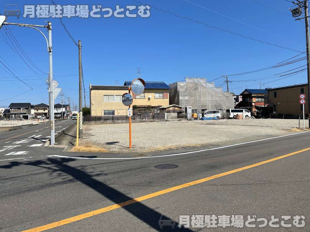 丹羽郡扶桑町大字柏森字天神373の月極駐車場2