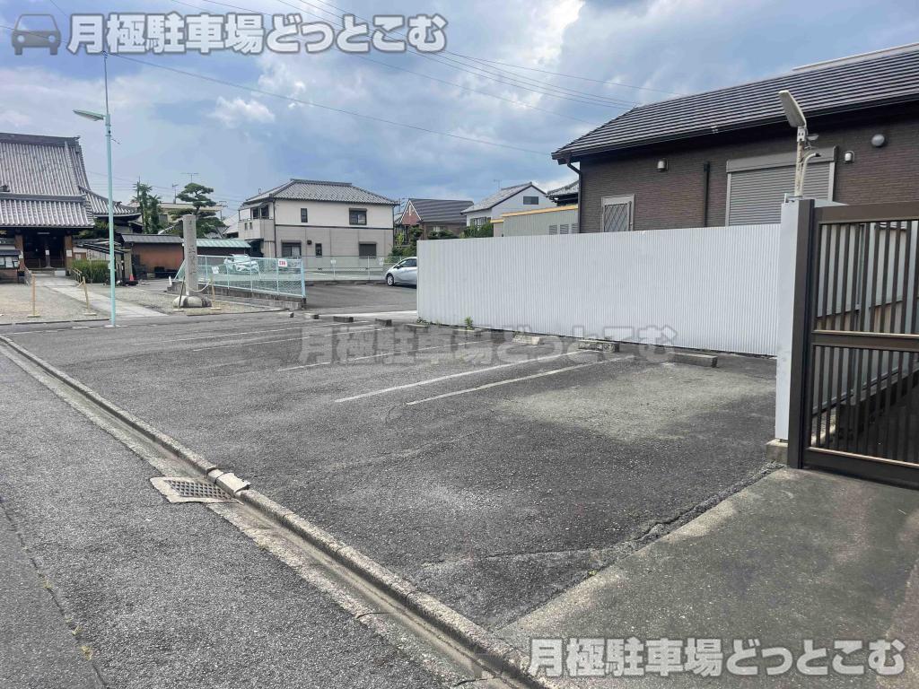 名古屋市中村区下中村町1丁目78の月極駐車場3