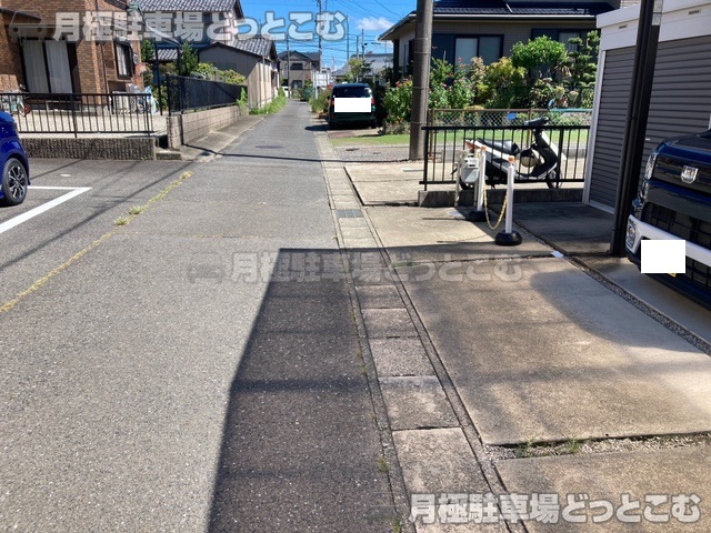 一宮市東両郷町26-1の月極駐車場8