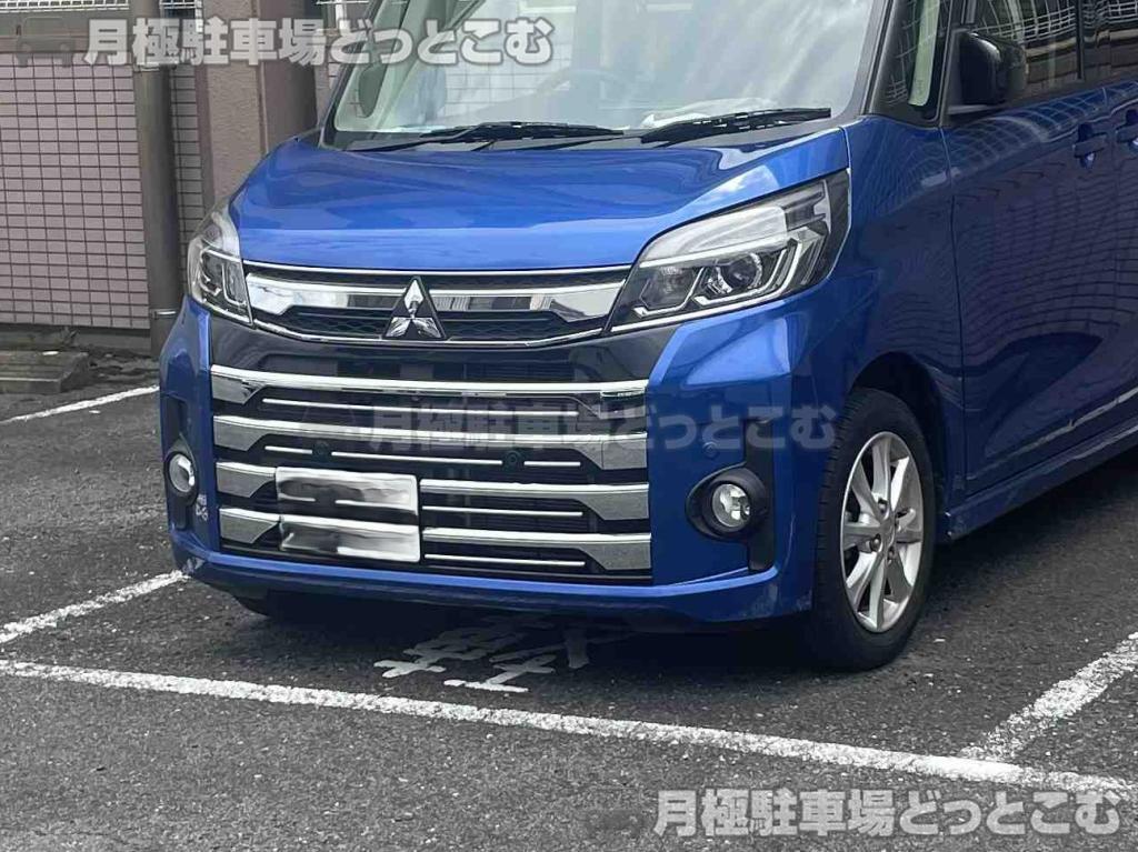 名古屋市中村区荒輪井町2-11-1の月極駐車場6