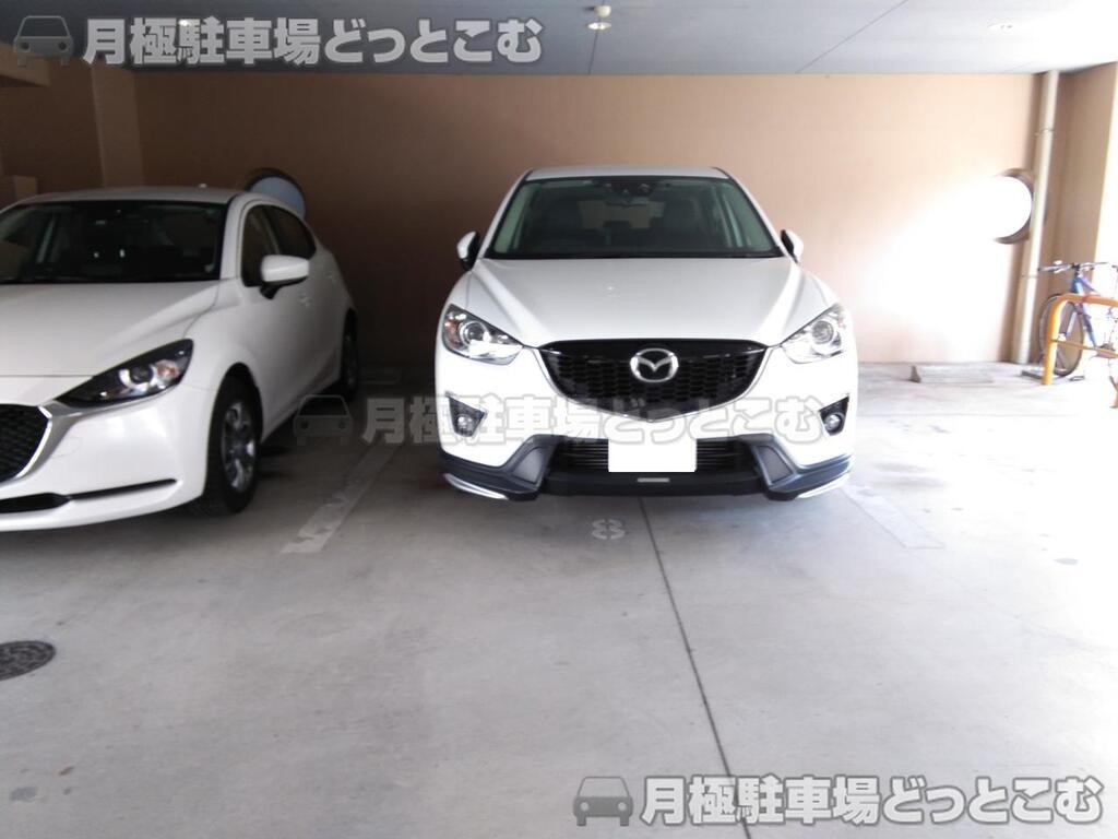 名古屋市中区上前津2-14-12の月極駐車場1