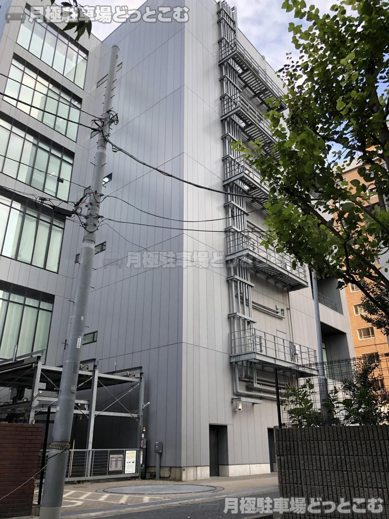 港区南青山5-1-3の月極駐車場3