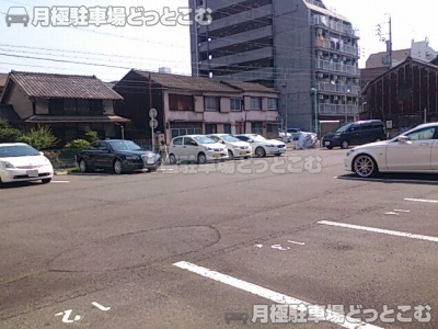 名古屋市中区大須1-2604の月極駐車場3