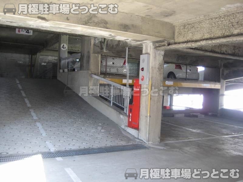 名古屋市中村区名駅南1丁目2001の月極駐車場2