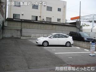 名古屋市北区新堀町36-1の月極駐車場1