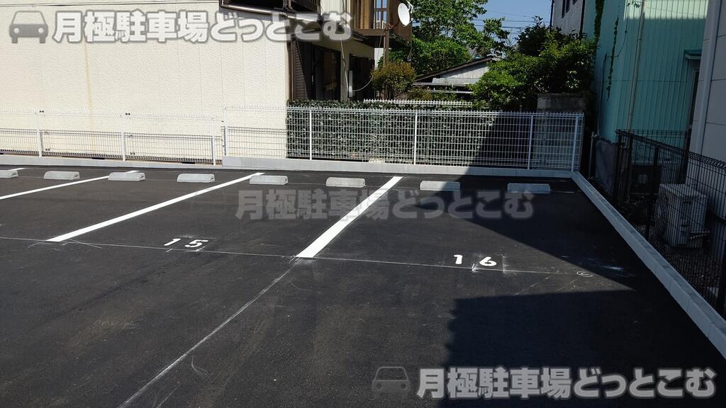 名古屋市昭和区川名本町4丁目21の月極駐車場2