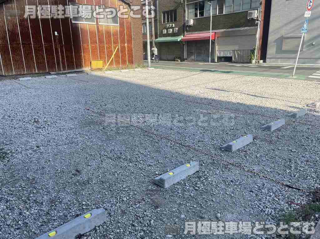 名古屋市中川区西日置1-705-1の月極駐車場2