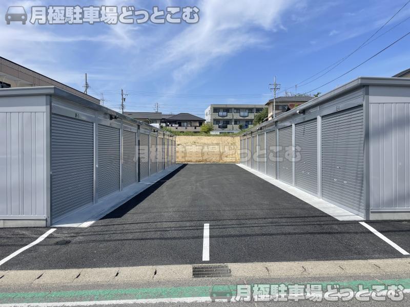 日進市梅森町株山110-166の月極駐車場3