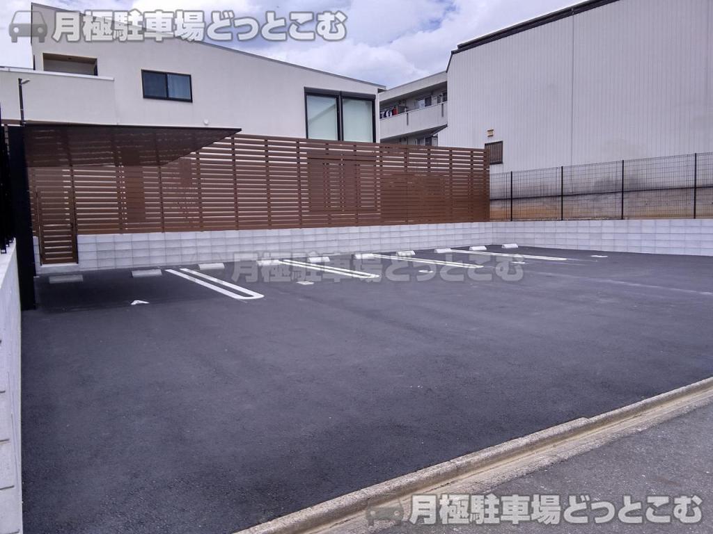 名古屋市千種区御棚町1丁目6の月極駐車場5
