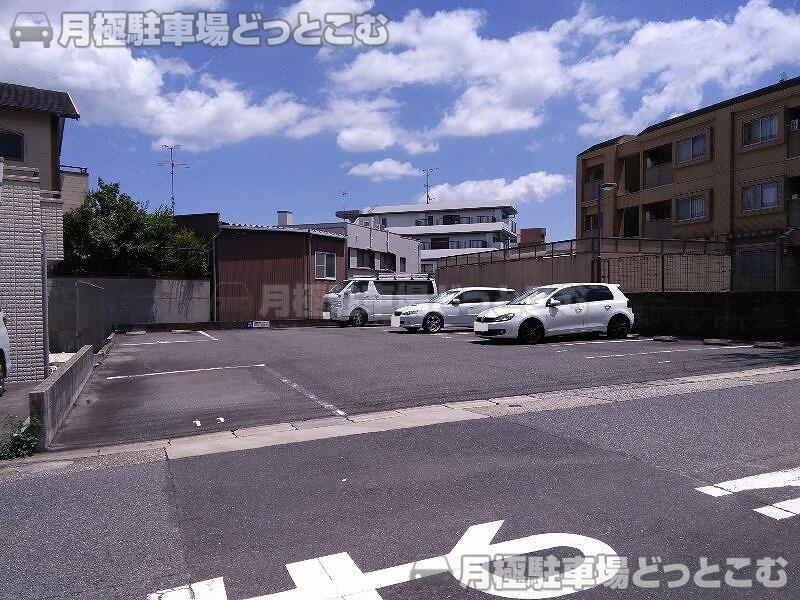 名古屋市名東区扇町1丁目2,3の月極駐車場1