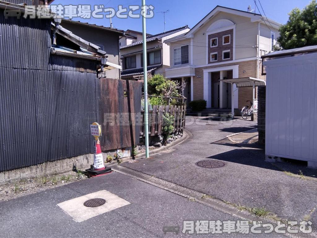名古屋市熱田区二番2丁目1132-1の月極駐車場5