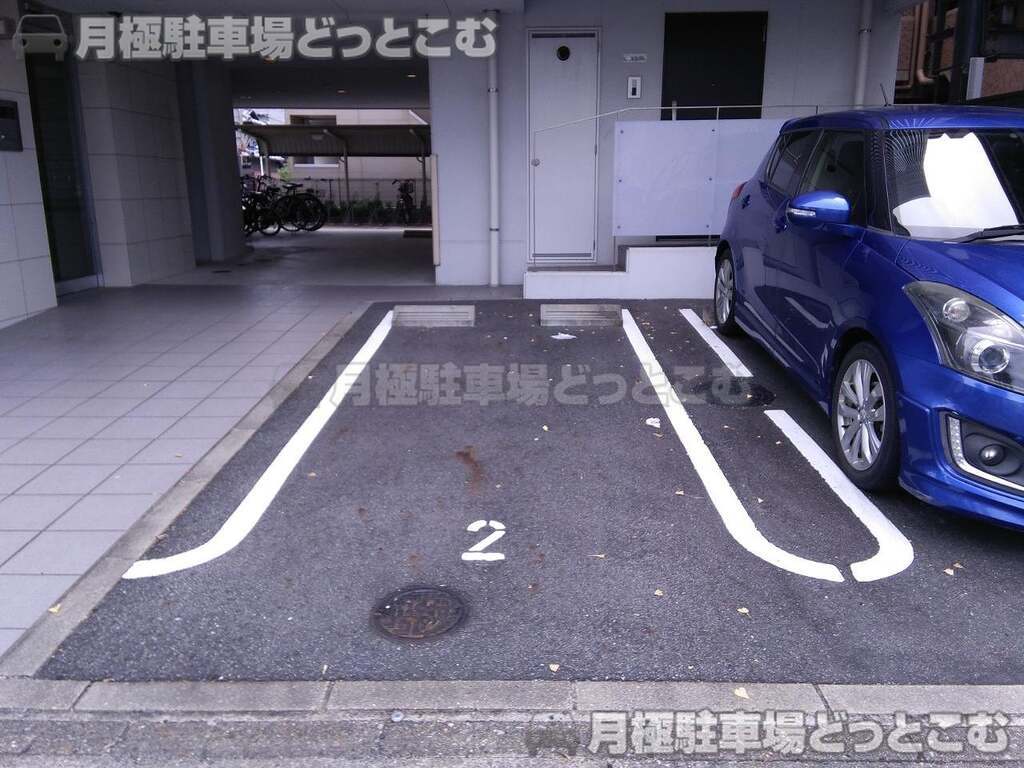 名古屋市北区若葉通2丁目12-1の月極駐車場2