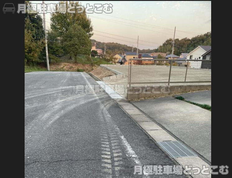 日進市竹の山5丁目2703の月極駐車場2