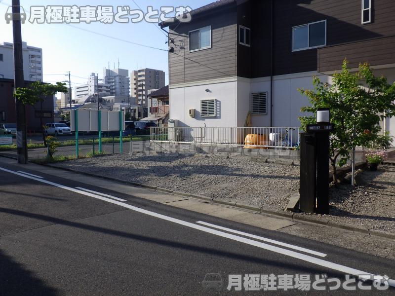 名古屋市千種区今池3丁目2203-1の月極駐車場3