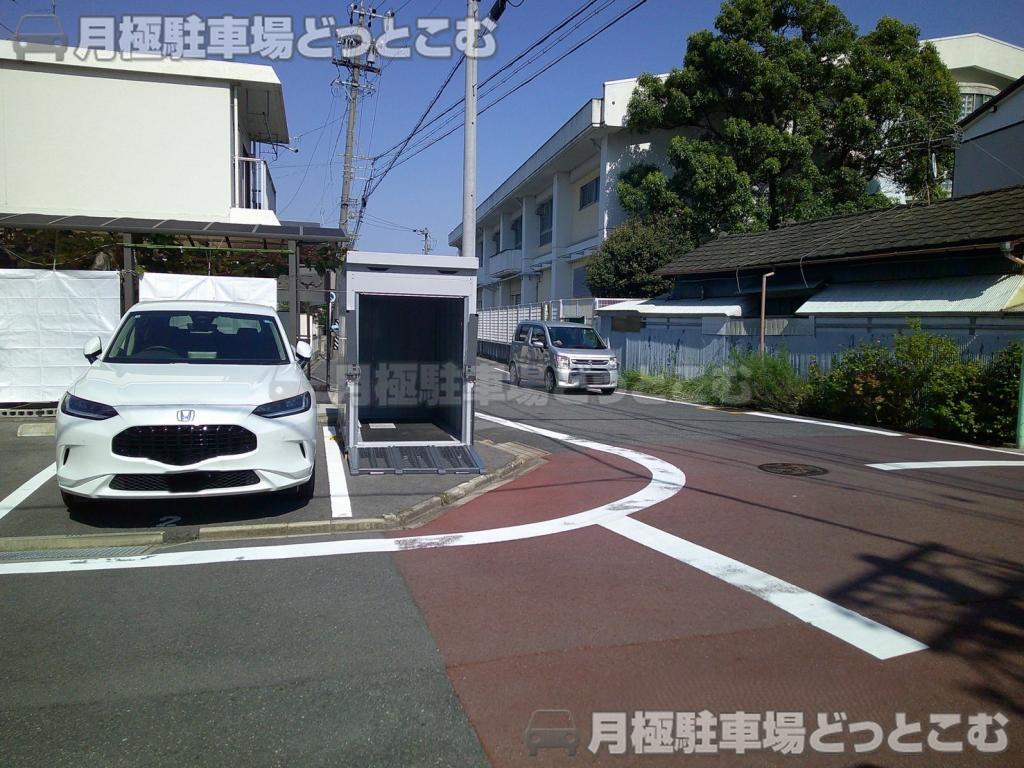 名古屋市西区新福寺町2丁目10の月極駐車場6