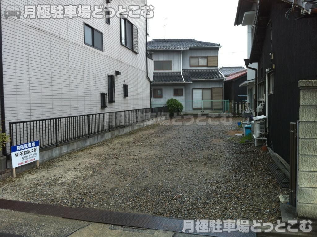 名古屋市西区城西5丁目1606の月極駐車場2