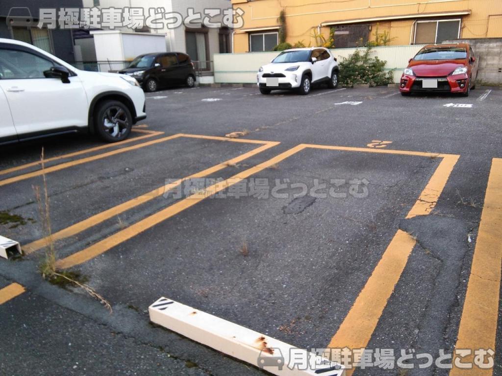名古屋市北区福徳町5丁目36の月極駐車場5