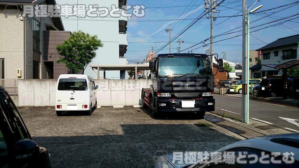 名古屋市南区北内町3丁目11-2の月極駐車場2