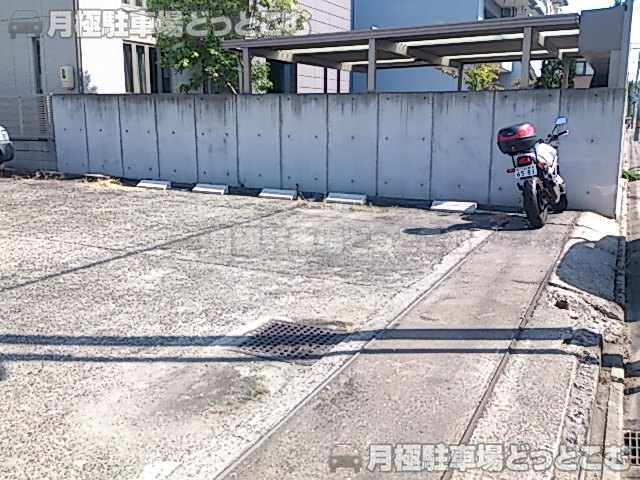 名古屋市南区北内町3-11-2の月極駐車場4