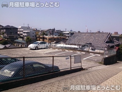 名古屋市千種区東山元町2-40-1の月極駐車場1