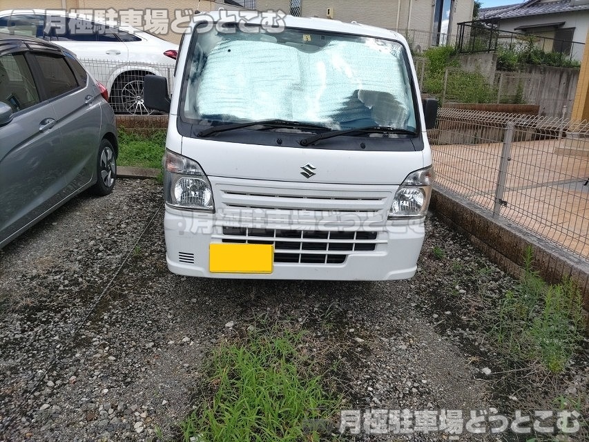 名古屋市名東区西里町5-26の月極駐車場6
