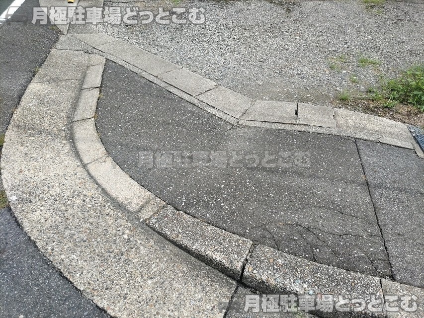 名古屋市名東区西里町5-26の月極駐車場7