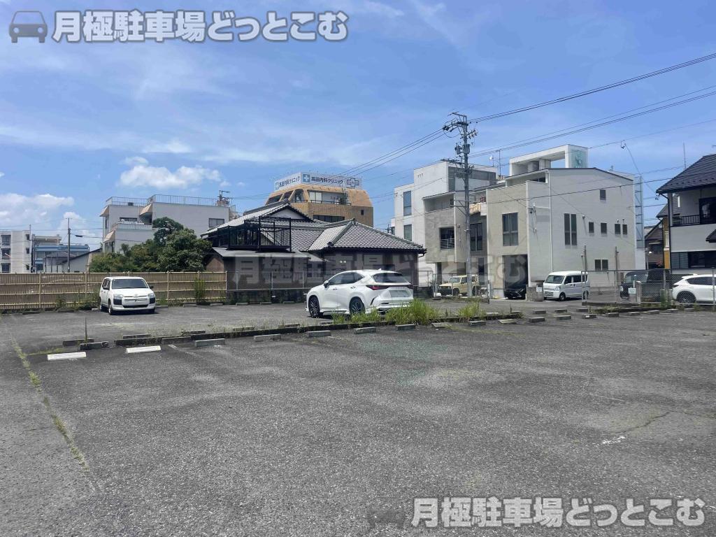 名古屋市中村区道下町3-28の月極駐車場5