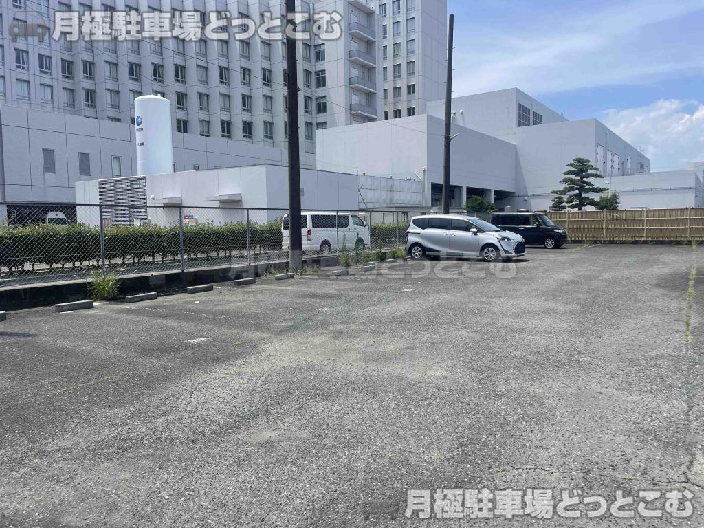 名古屋市中村区道下町3-28の月極駐車場6