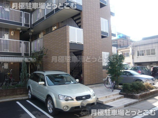 名古屋市西区菊井1-6-1の月極駐車場5