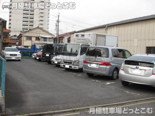 名古屋市北区平手町1丁目25の月極駐車場2