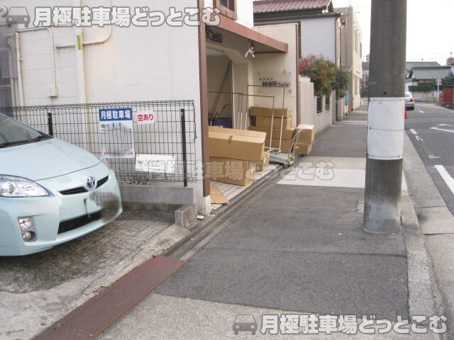 名古屋市千種区若水3丁目2717の月極駐車場5