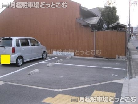 名古屋市中村区元中村町1丁目42の月極駐車場2