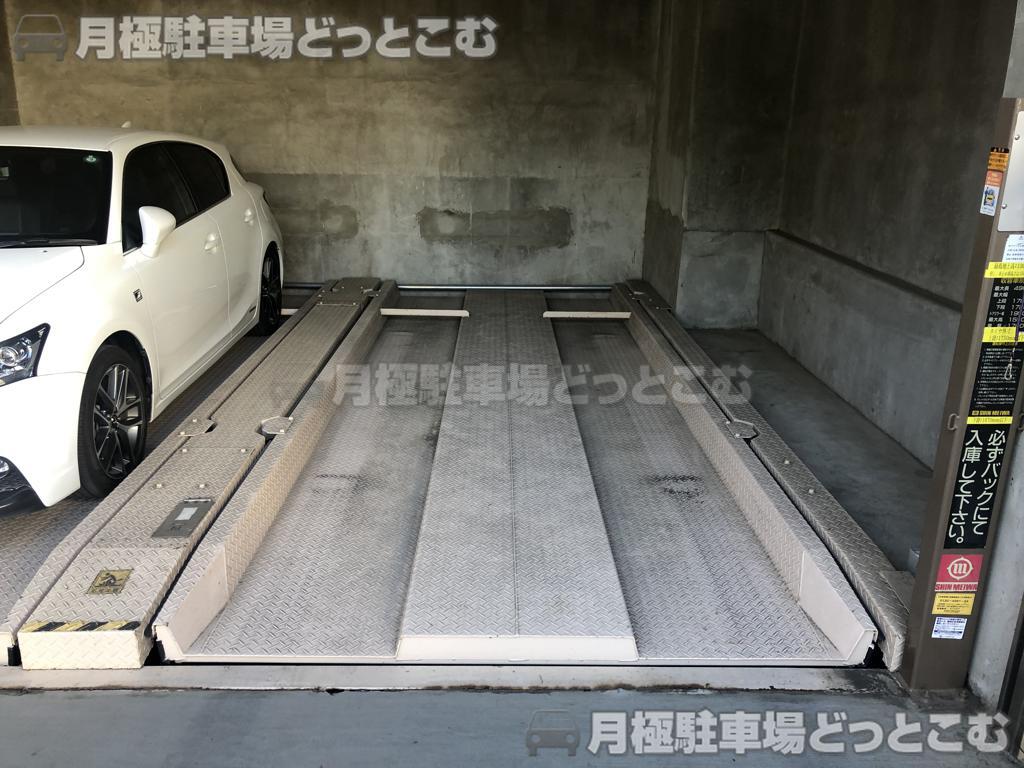 世田谷区桜丘2-5-19の月極駐車場3