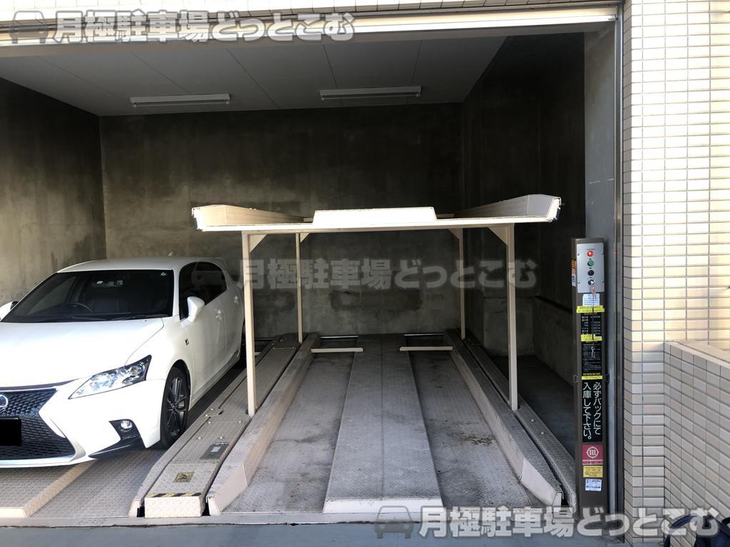 世田谷区桜丘2-5-19の月極駐車場4