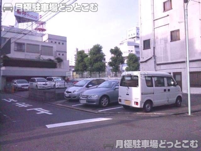 名古屋市西区名駅2-106-1の月極駐車場2