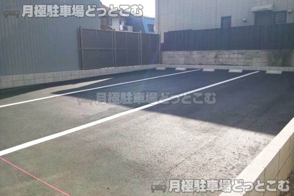 名古屋市千種区振甫町2-37-3の月極駐車場2
