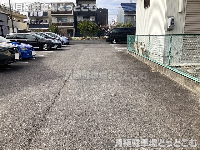 名古屋市西区菊井1丁目3402番2の月極駐車場7