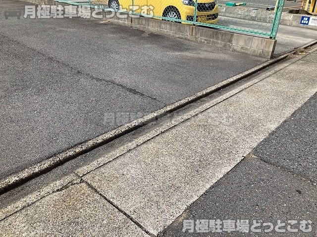 名古屋市西区菊井1丁目3402番2の月極駐車場8