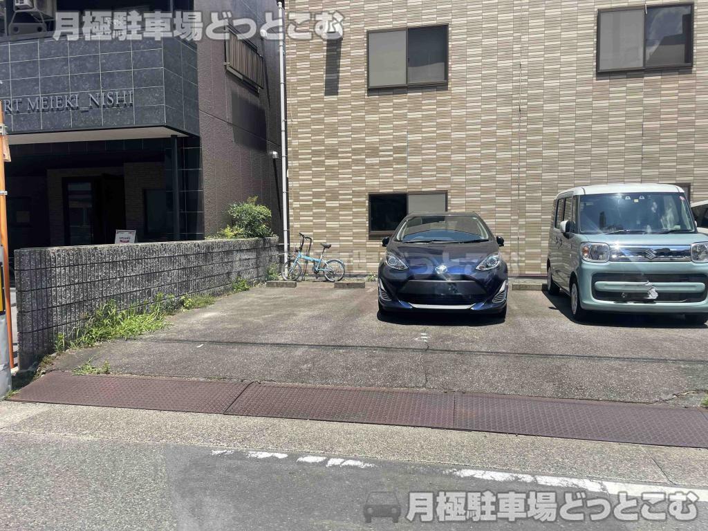 名古屋市中村区竹橋町28-21の月極駐車場4