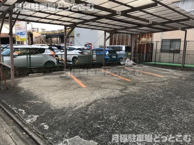 名古屋市西区那古野1丁目1210-3の月極駐車場3