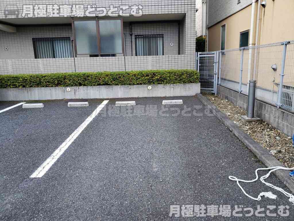 杉並区阿佐谷北4-11-14の月極駐車場2